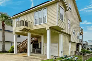 1144 Sailfish St, Bayou Vista, TX 77563 - Photo 2