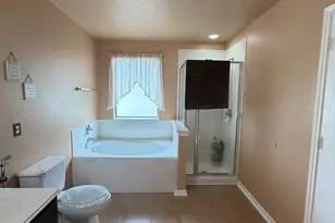 7943 Montague Manor Ln, Houston, TX 77072 - Photo 24