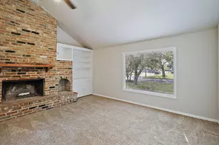 200 Scott St, Baytown, TX 77520 - Photo 12