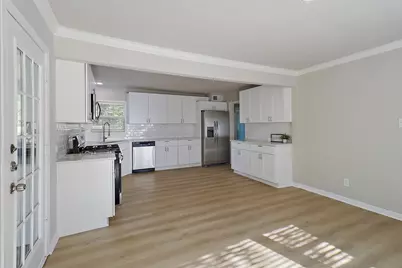 200 Scott Street, Baytown, TX 77520 - Photo 6