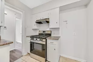 3110 8th Ave N, Texas City, TX 77590 - Photo 10