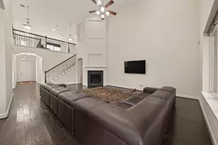 4002 Dogwood Canyon Ln, Sugar Land, TX 77479 - Photo 4