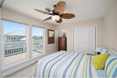 242 Isles End Road, Tiki Island, TX 77554 - Photo 26