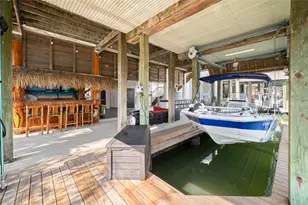 242 Isles End Rd, Tiki Island, TX 77554 - Photo 40