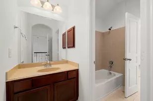 22719 Shieldhall Ln, Tomball, TX 77375 - Photo 32