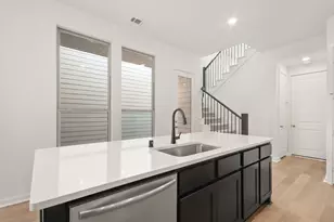 329 Fields Ln, Montgomery, TX 77316 - Photo 6