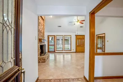 38 Devonshire Drive, Conroe, TX 77304 - Photo 6