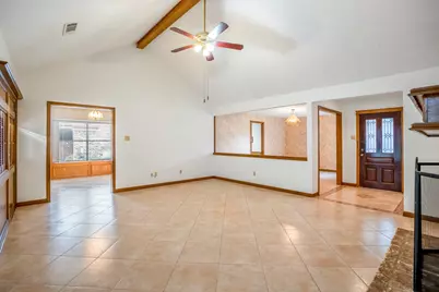 38 Devonshire Drive, Conroe, TX 77304 - Photo 12