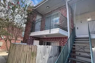 9201 Clarewood Dr, Houston, TX 77036 - Photo 2