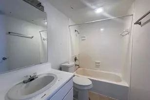 9201 Clarewood Dr, Houston, TX 77036 - Photo 14