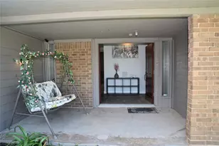5254 N Braeswood Blvd, Houston, TX 77096 - Photo 8