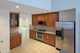 2202 Drake Falls Dr, Pearland, TX 77584 - Photo 18