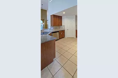 2202 Drake Falls Drive, Pearland, TX 77584 - Photo 16