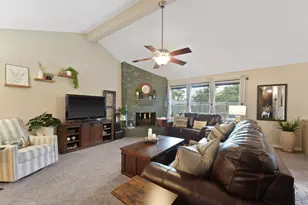 22410 Millgate Dr, Spring, TX 77373 - Photo 4