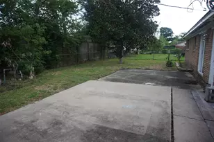 9618 Vogue Ln, Houston, TX 77080 - Photo 18