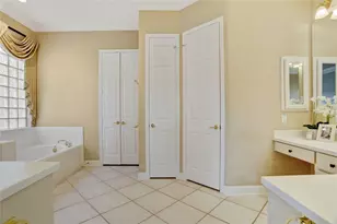 2710 St Annes Dr, Sugar Land, TX 77479 - Photo 16