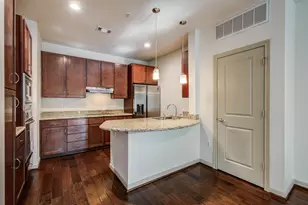 505 Jackson Hill St, Houston, TX 77007 - Photo 10