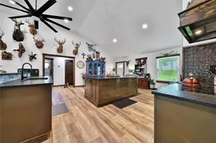 30906 Walnut Creek Rd, Magnolia, TX 77355 - Photo 4