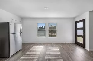 12998 Sorrento Bay Dr, Willis, TX 77318 - Photo 14