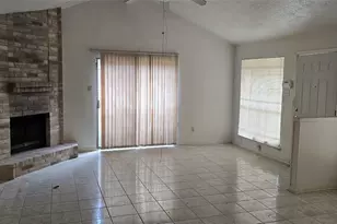 7906 Patio Glen Dr, Houston, TX 77071 - Photo 2
