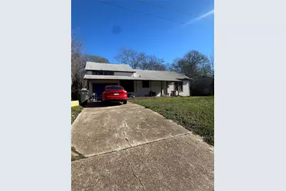 214 Scarbrough Street, Lufkin, TX 75904 - Photo 2