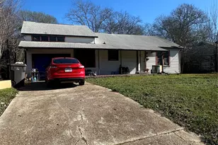 214 Scarbrough St, Lufkin, TX 75904 - Photo 2