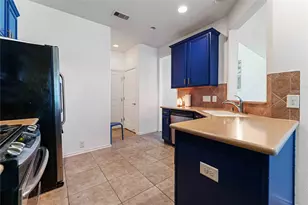 13600 Breton Ridge 1A, Houston, TX 77070 - Photo 4