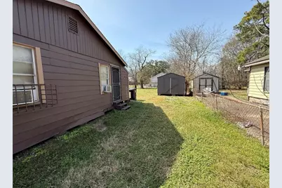 8125 Shotwell Street, Houston, TX 77016 - Photo 2