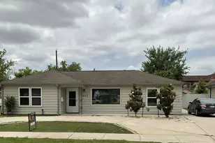 2023 Antoine Dr, Houston, TX 77055 - Photo 1