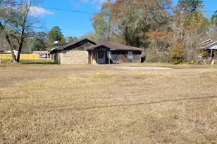 21788 Interstate Hwy 10, Vidor, TX 77662 - Photo 2