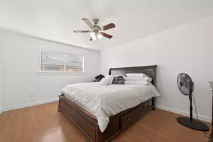 229 Austin St, Angleton, TX 77515 - Photo 24