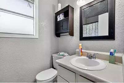 229 Austin Street, Angleton, TX 77515 - Photo 22