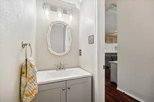 1211 Woodchase Dr, Pearland, TX 77581 - Photo 12