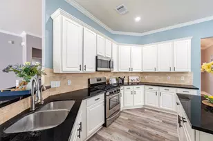 14531 Chestnut Falls Dr, Cypress, TX 77433 - Photo 10