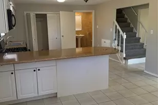 615 Texas St, Tomball, TX 77375 - Photo 10