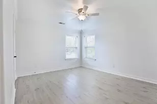 979 W 43rd St, Houston, TX 77018 - Photo 30