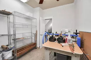 4046 Woodfox St, Houston, TX 77025 - Photo 34