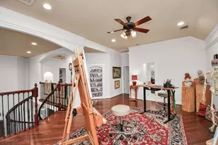 4046 Woodfox St, Houston, TX 77025 - Photo 32