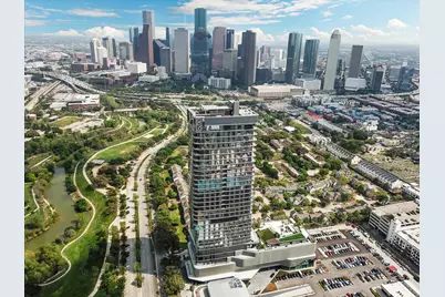 1711 Allen Parkway #1803, Houston, TX 77019 - Photo 10