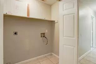 330 6th St, Hempstead, TX 77445 - Photo 12