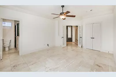 407 W Bell Street, Houston, TX 77019 - Photo 12