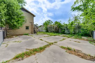 9317 Homestead Rd, Houston, TX 77016 - Photo 12