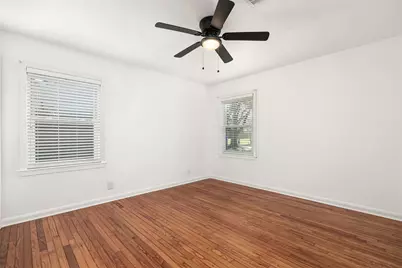 1506 14th Avenue N, Texas City, TX 77590 - Photo 12