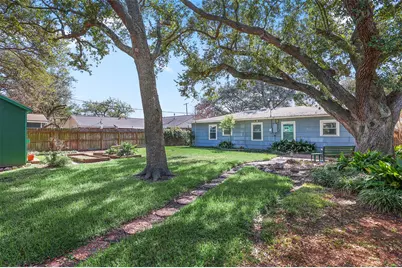 1506 14th Avenue N, Texas City, TX 77590 - Photo 16