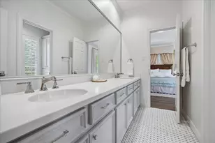 3780 Carlon St, Southside Place, TX 77005 - Photo 32