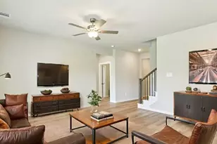 2527 Gray Gale Ct, Baytown, TX 77523 - Photo 4