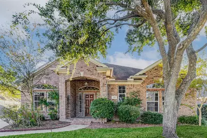 7903 S Wellington Court, Houston, TX 77055 - Photo 1