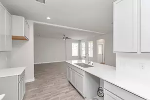 18530 Athena Flower Dr, Fresno, TX 77545 - Photo 6