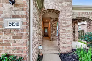 24518 Carlton Springs Ln, Katy, TX 77494 - Photo 4