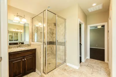 238 Creekside Lane, Lake Jackson, TX 77566 - Photo 16